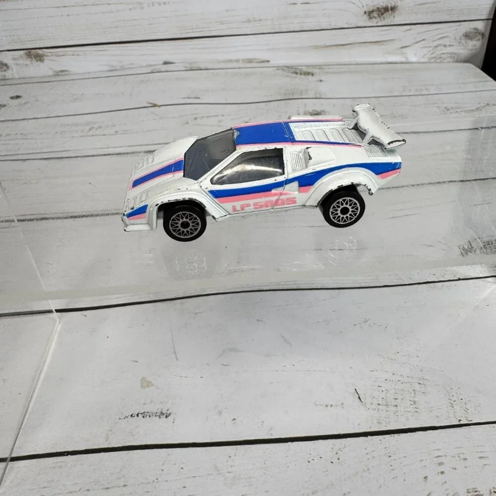 Matchbox 1985 Lamborghini, Ferrari & Fiero Lot – 3 Vintage Diecast Cars‎